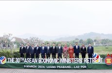 Vietnam attends 30th ASEAN Economic Ministers’ Retreat in Laos