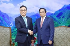 PM hosts new ambassadors of RoK, Laos  