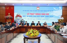 Hanoi raises nearly 40 bln VND for seas & islands fund