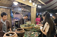 Regional specialties introduced at tourist attractions in HCM City