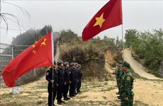 Vietnamese, Chinese border guards hold joint patrol