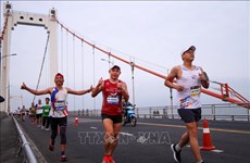 Vietnamese runners shine at Da Nang International Marathon 