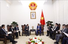 Deputy PM receives leader of China Energy International Group Co. Ltd.