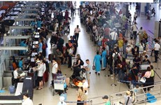 Major airports see over 200,000 passengers as holiday ends