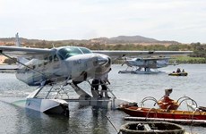 Central province welcomes first tourists boarding seaplanes 