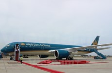 Vietnam Airlines honoured for 20 years of service 