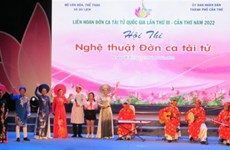 Contest honours cultural value of “Don ca tai tu”