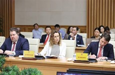 Foreign business representatives recommend solutions to promote Vietnam's development