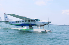 Seaplane service linking Tuan Chau, Co To launched in Quang Ninh