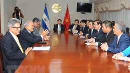 Vietnamese Party delegation visits El Salvador 