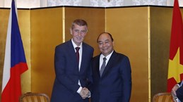 PM meets leaders of Czech Republic, Bulgaria, Albania 