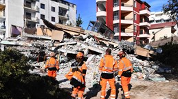 Leader extends condolences to Albania over earthquake losses