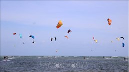 International Kitesurfing Festival 2022 takes place in Ninh Thuan