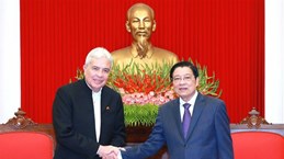 Vietnam treasures comprehensive partnership with Venezuela: official