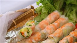 Taking Vietnamese spring rolls to global community in South Africa