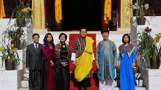 Vietnamese ambassador presents credentials to King of Bhutan