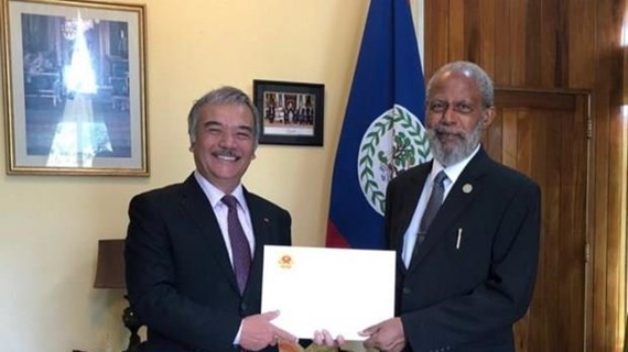 Governor General of Belize impressed by Vietnam’s development