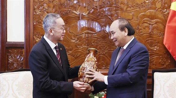 State leader receives outgoing Bruneian ambassador