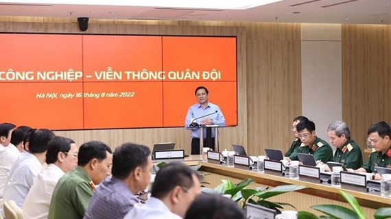 Viettel urged to make greater contributions to national development 