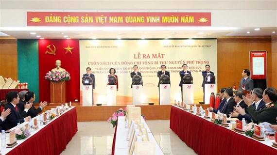 Party chief’s book on fight against corruption and negative phenomena released 