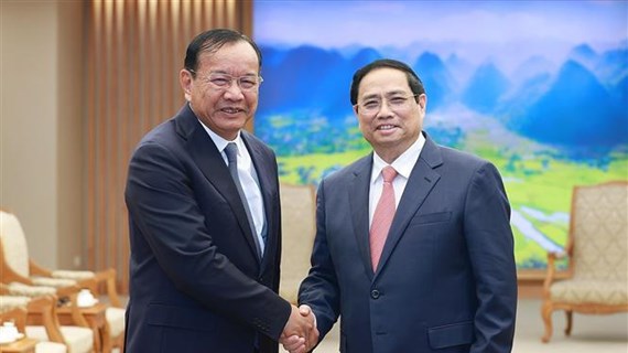 PM Pham Minh Chinh welcomes Cambodian Deputy PM and Foreign Minister