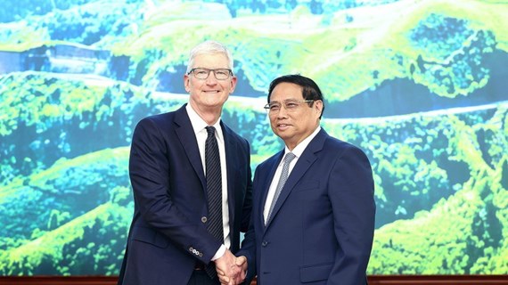 Prime Minister receives Apple CEO