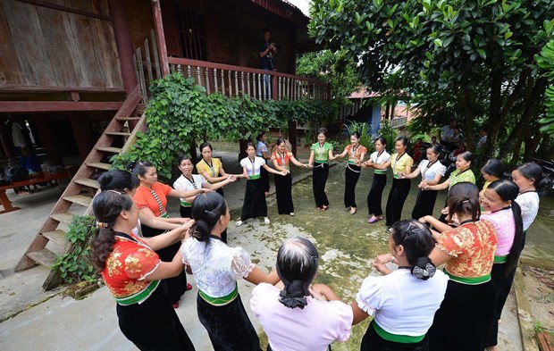 Art of Xoe Thai dance contributes to humanity’s cultural diversity hinh anh 2