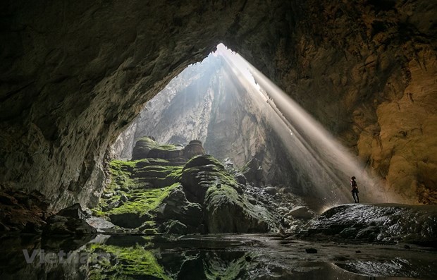 Son Doong Cave listed among best virtual tours of world's natural wonders hinh anh 1