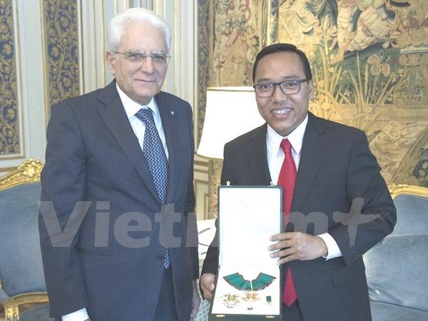 Vietnamese Ambassador bids farewell to Italian President hinh anh 1