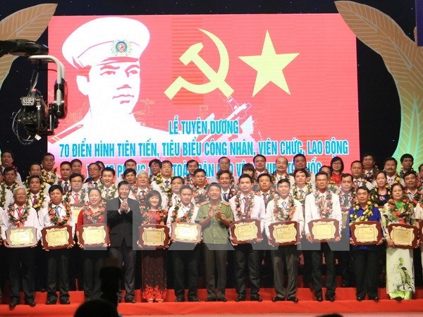 HCM City sets example in national security protection hinh anh 1