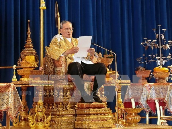 Thai King endorses major cabinet reshuffle hinh anh 1