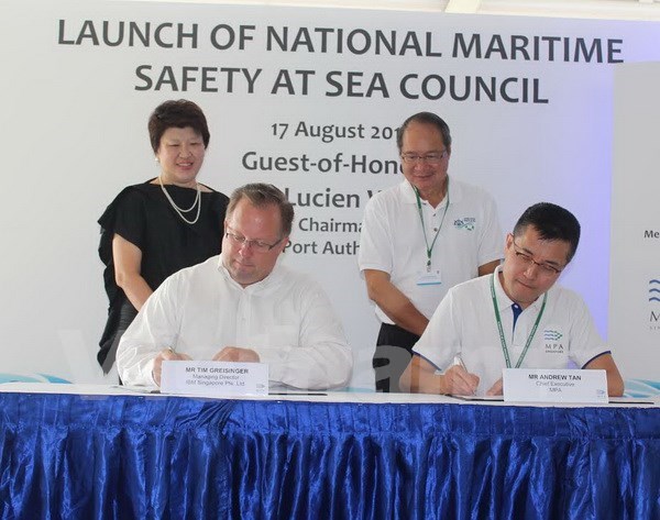 Singapore reinforces maritime safety efforts hinh anh 1