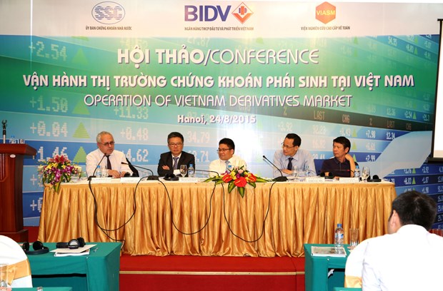 Vietnam’s derivative market to open in 2016 hinh anh 1