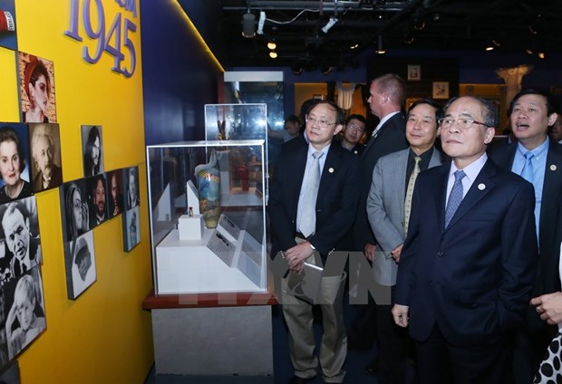 NA Chairman visits museums, first US President’s hometown hinh anh 1