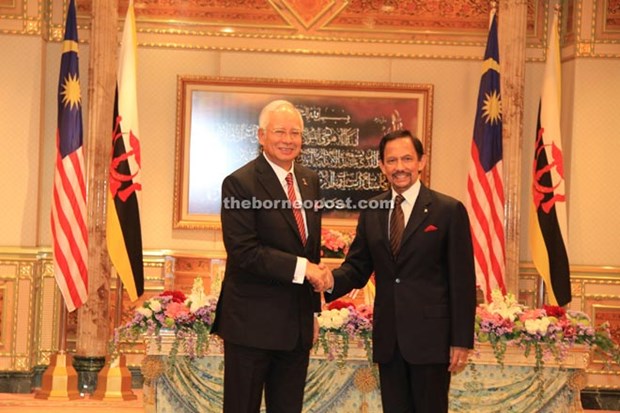 Malaysia, Brunei reaffirm commitment to greater ties hinh anh 1