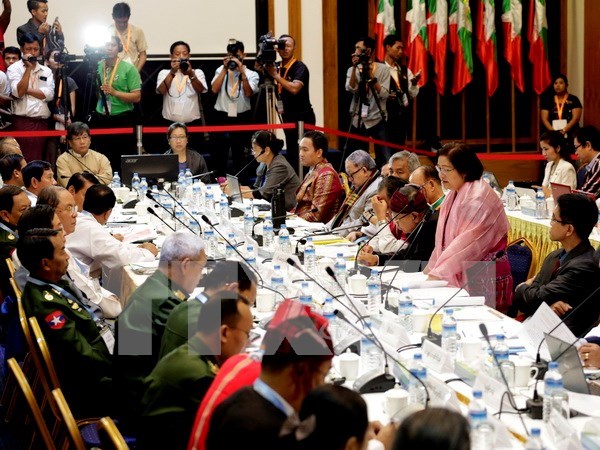 Myanmar Gov't, ethnic armed groups set time for signing peace accord hinh anh 1