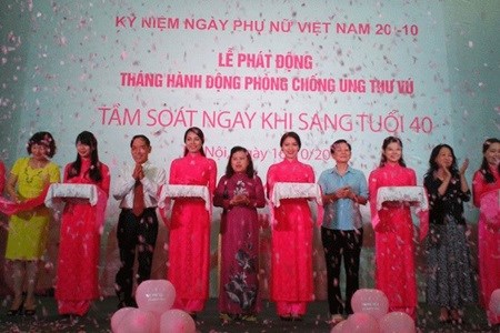 Cancer awareness campaign starts hinh anh 1