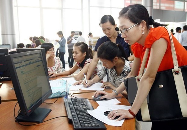 HCM City: more 27,000 workers needed in November hinh anh 1