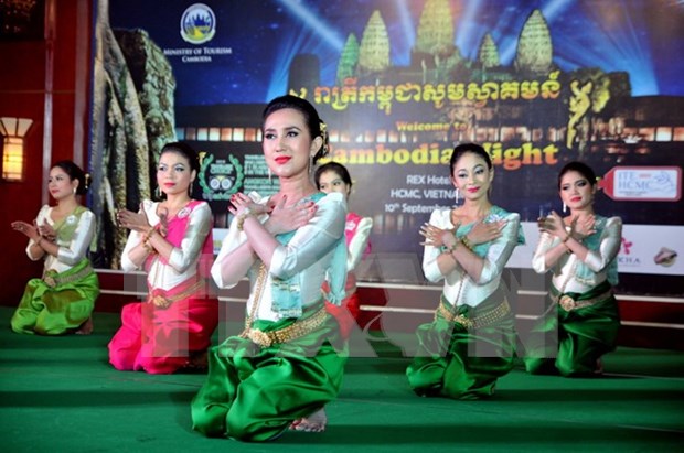 Vietnamese cities feature Cambodian culture hinh anh 1