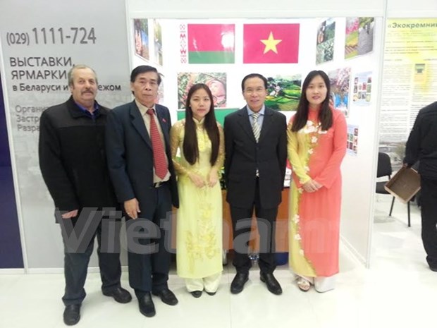 Vietnam attends international fair in Belarus hinh anh 1