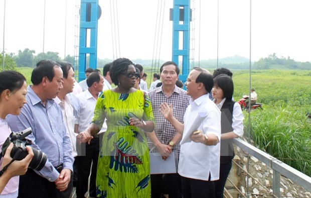 WB to fund second phase of suspension bridge projects hinh anh 1