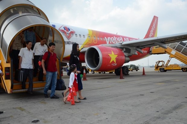 Vietjet Air launches new domestic routes hinh anh 1