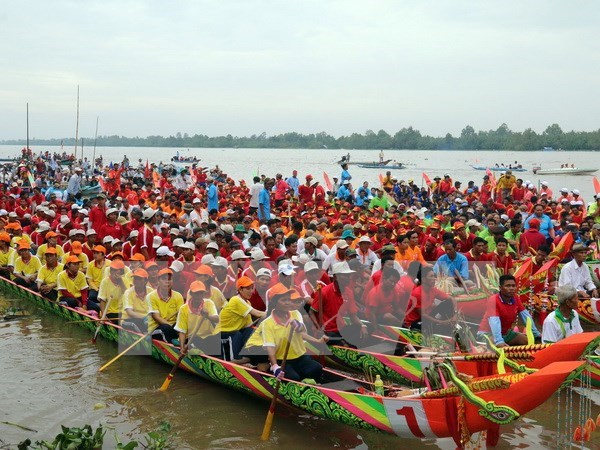 Kien Giang festival honours Khmer culture hinh anh 1