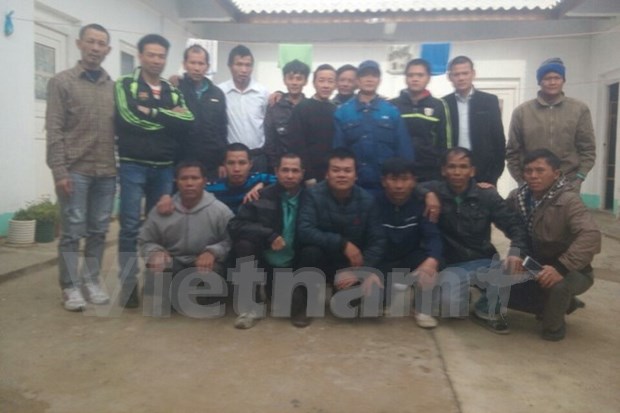 Last group of Vietnamese workers return home from Algeria hinh anh 1