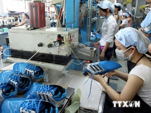 Number of new enterprises surges 28.1 percent in 11 months hinh anh 1