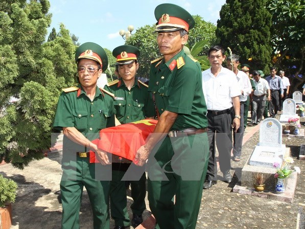Search goes on for fallen soldier remains hinh anh 1
