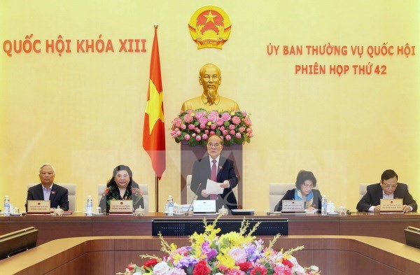 Law on NA’s organisation spotlighted at standing committee’s session hinh anh 1