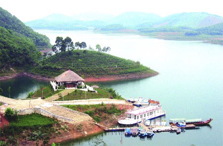Projects aim to keep rivers above water hinh anh 1