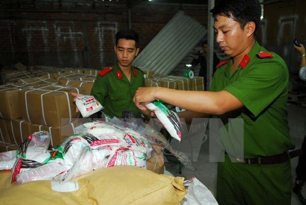 Deputy PM urges more drastic anti-smuggling measures hinh anh 1