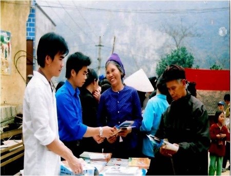 Project supports poor residents in two northern provinces hinh anh 1